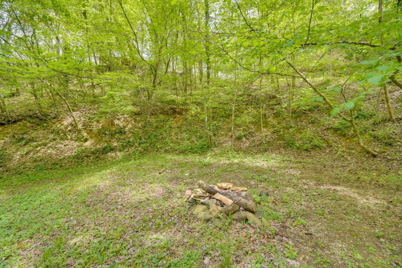 Cabin With Hot Tub About 6 Mi To Downtown Gatlinburg! Ngoại thất bức ảnh
